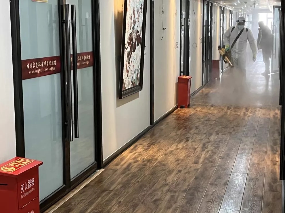 1.webp.jpg 1.webp.jpg